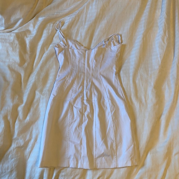 Zara dress - Picture 2 of 3